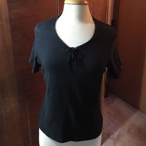 Women’s top Jaclyn Smith size M Black V